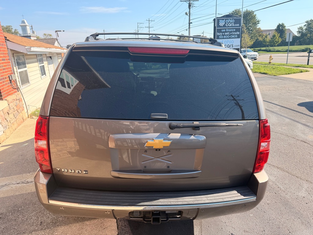 Photo 6 of this CHEVROLET TAHOE