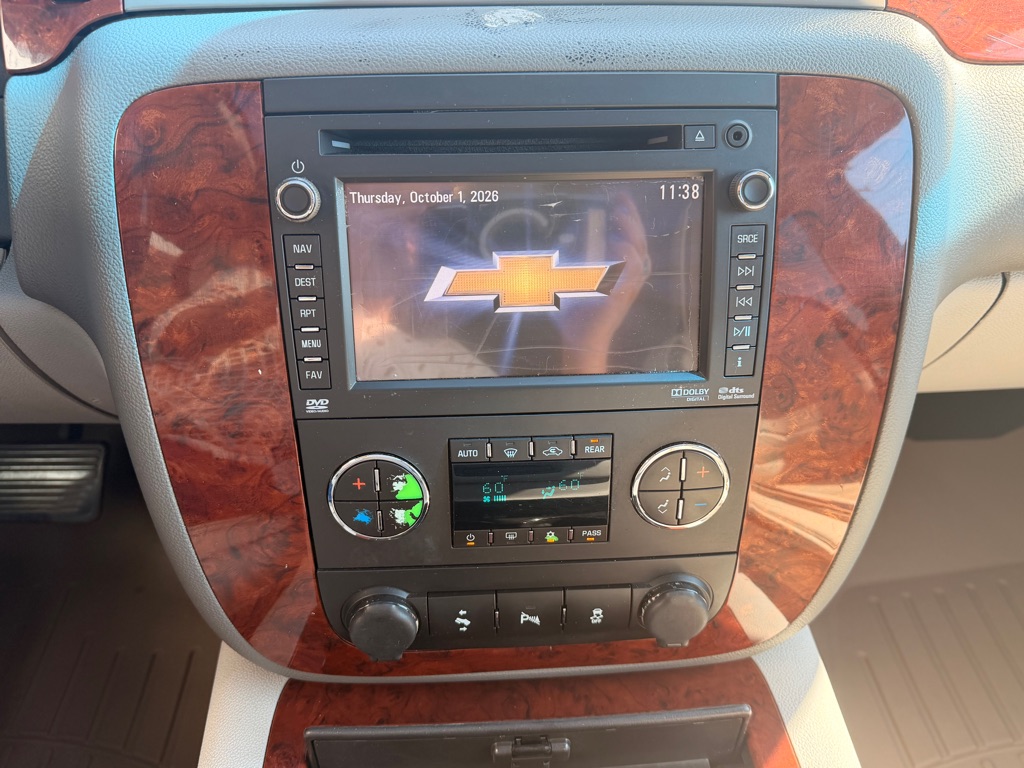 Photo 30 of this CHEVROLET TAHOE