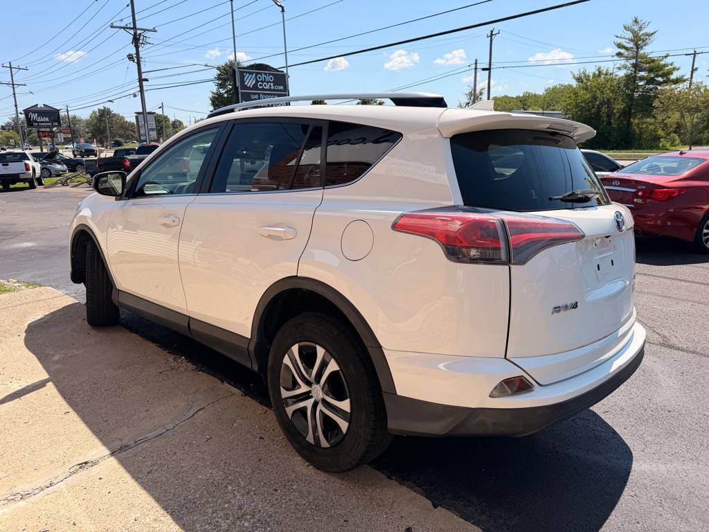 Photo 5 of this TOYOTA RAV4