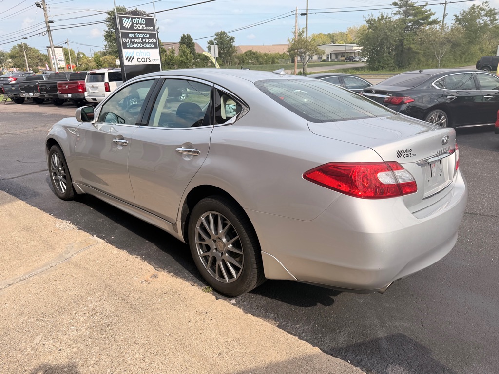 Photo 5 of this INFINITI M37