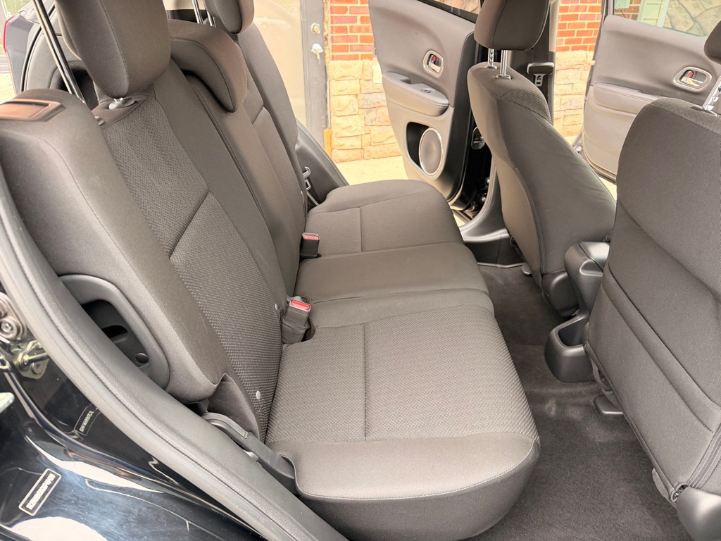 Photo 15 of this HONDA HR-V