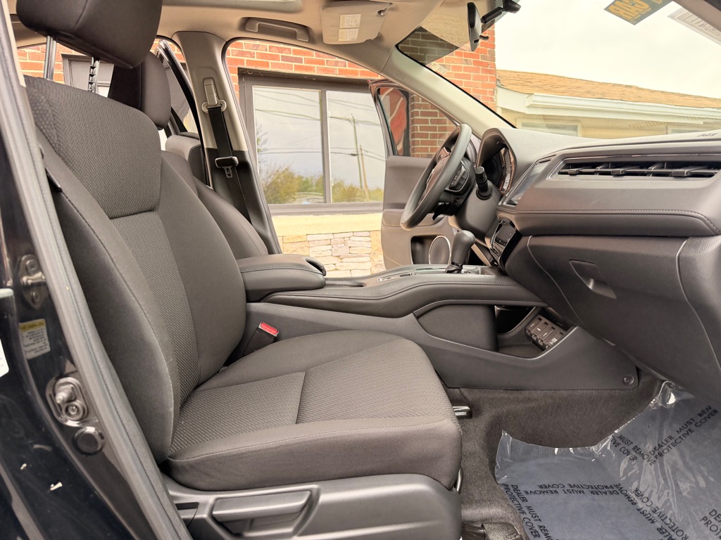 Photo 18 of this HONDA HR-V