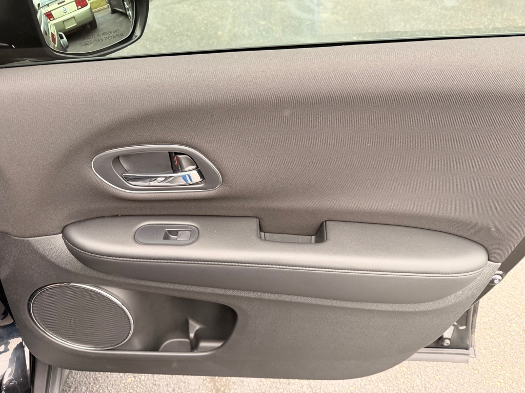 Photo 20 of this HONDA HR-V