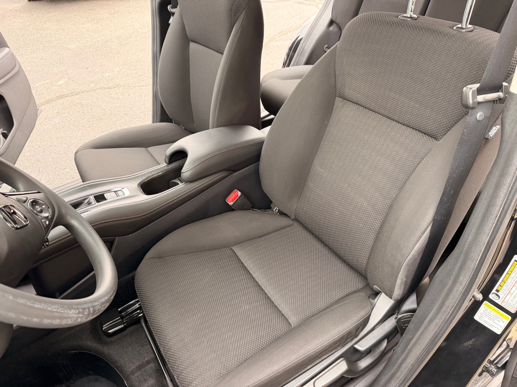 Photo 10 of this HONDA HR-V