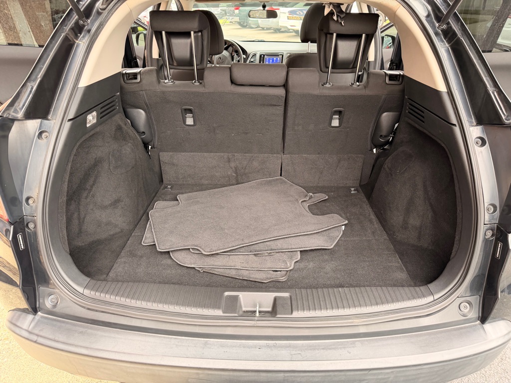 Photo 14 of this HONDA HR-V