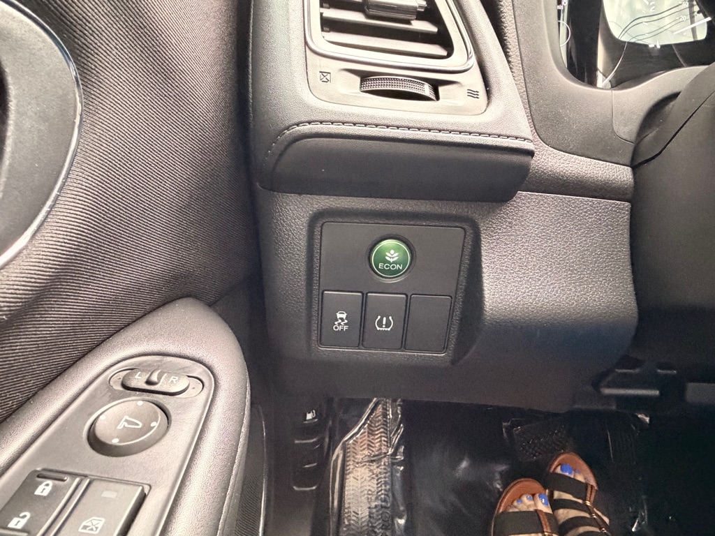 Photo 24 of this HONDA HR-V