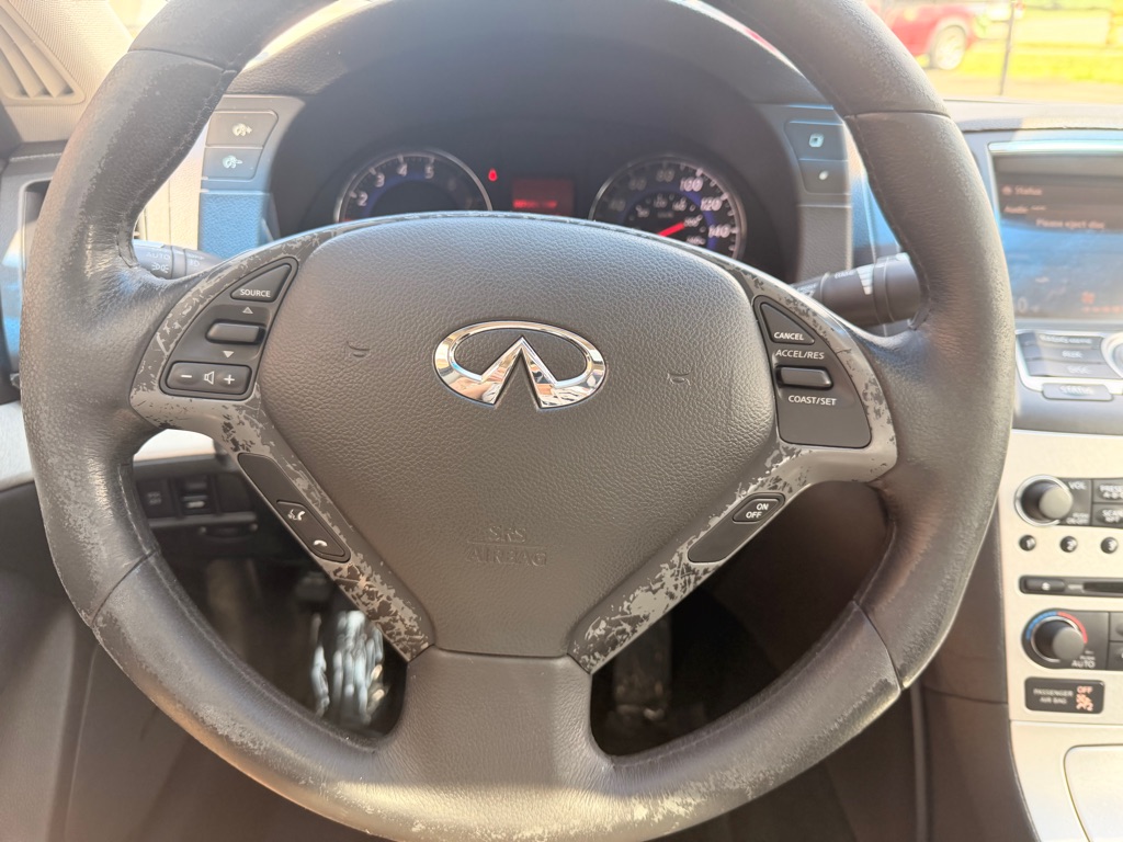 Photo 24 of this INFINITI G37 SEDAN