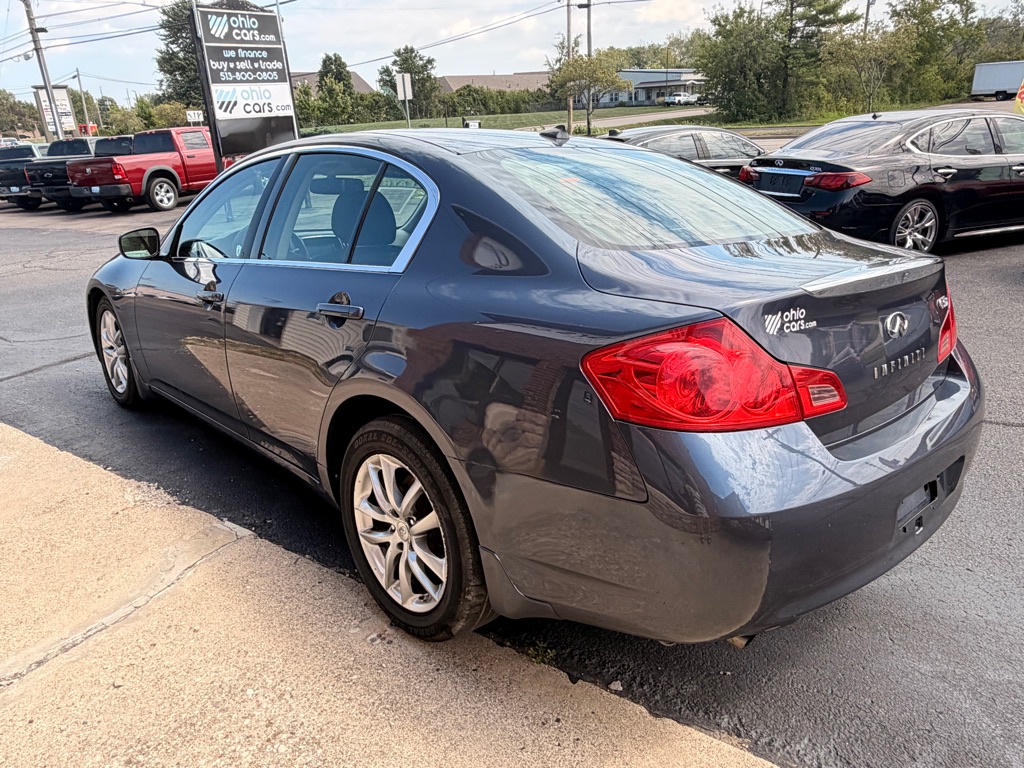 Photo 5 of this INFINITI G37 SEDAN