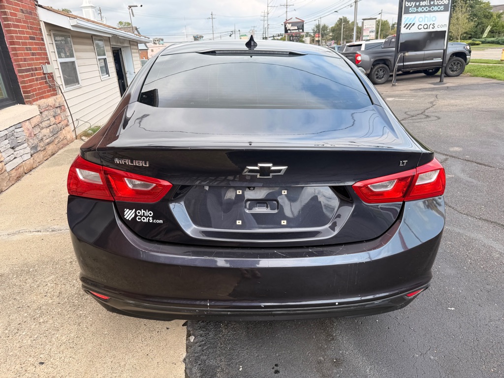 Photo 6 of this CHEVROLET MALIBU