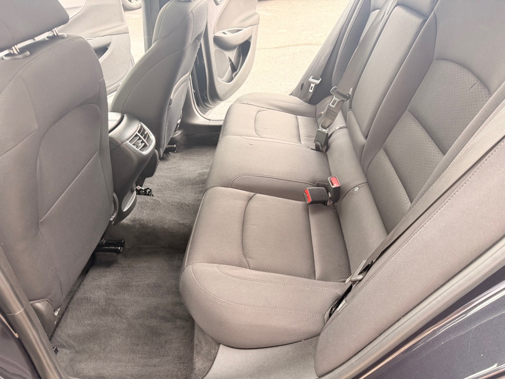 Photo 12 of this CHEVROLET MALIBU