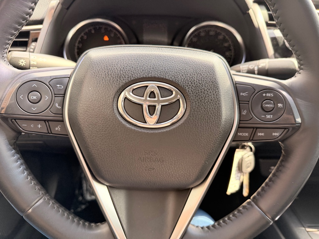 Photo 23 of this TOYOTA CAMRY