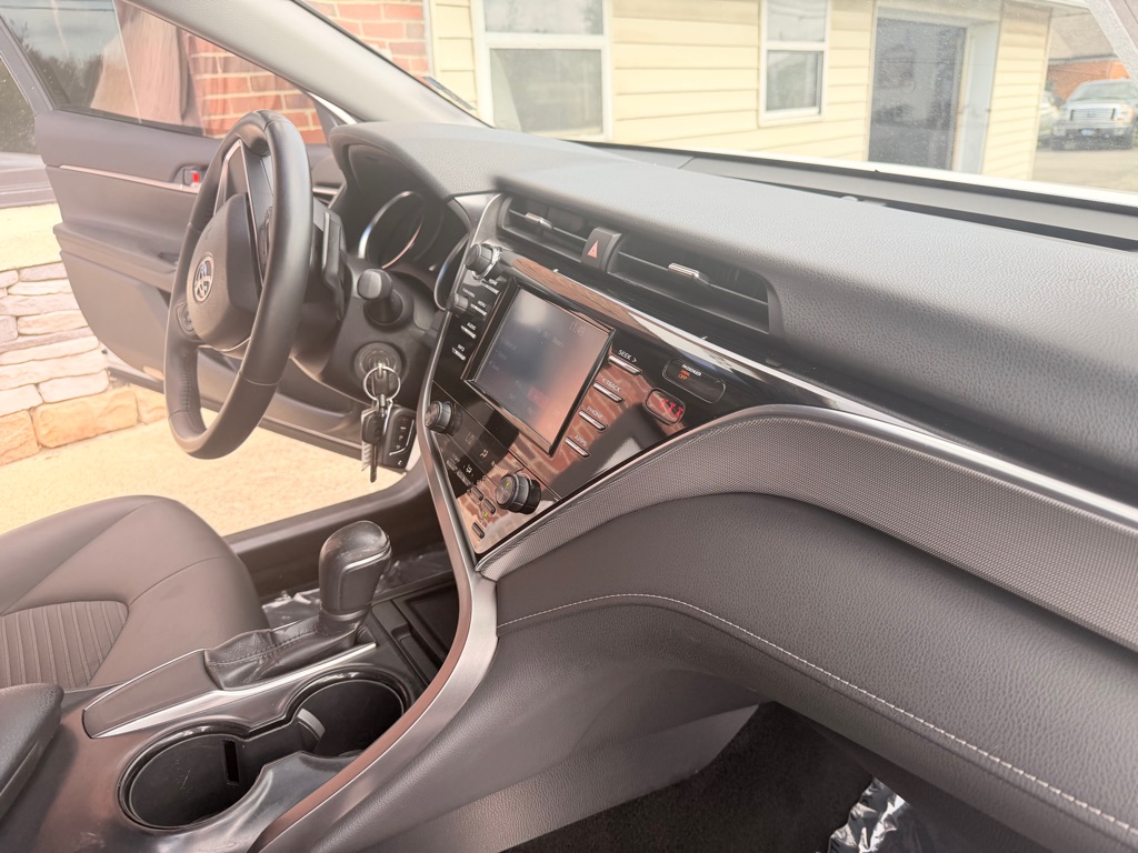 Photo 17 of this TOYOTA CAMRY