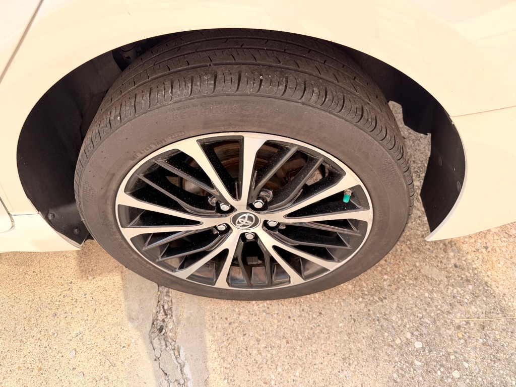 Photo 31 of this TOYOTA CAMRY