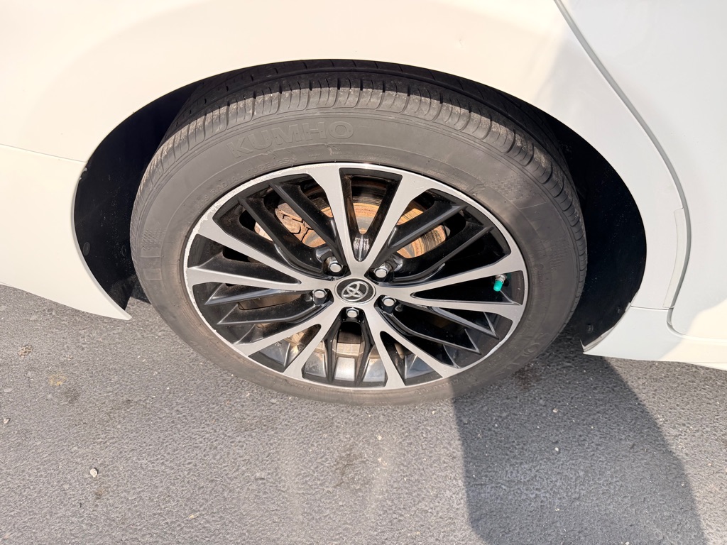 Photo 30 of this TOYOTA CAMRY