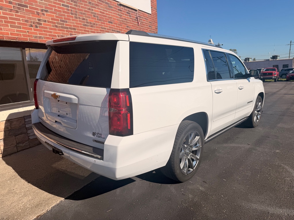 Photo 7 of this CHEVROLET SUBURBAN