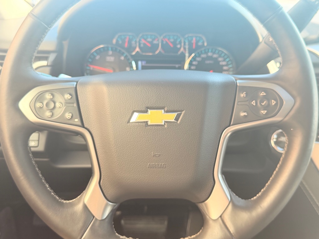 Photo 24 of this CHEVROLET SUBURBAN