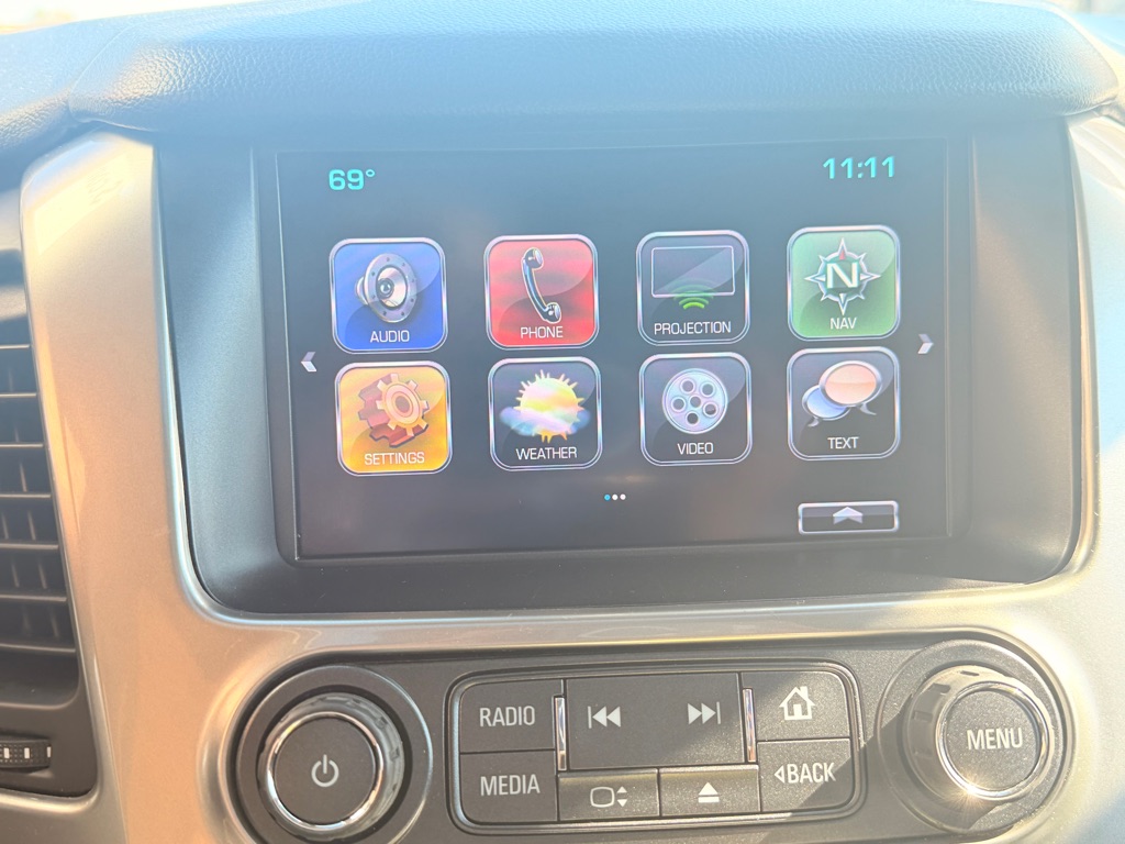 Photo 26 of this CHEVROLET SUBURBAN
