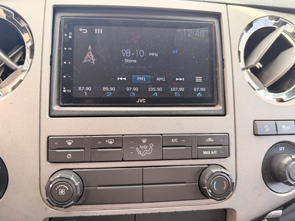 Photo 26 of this FORD F-250 SUPER DUT