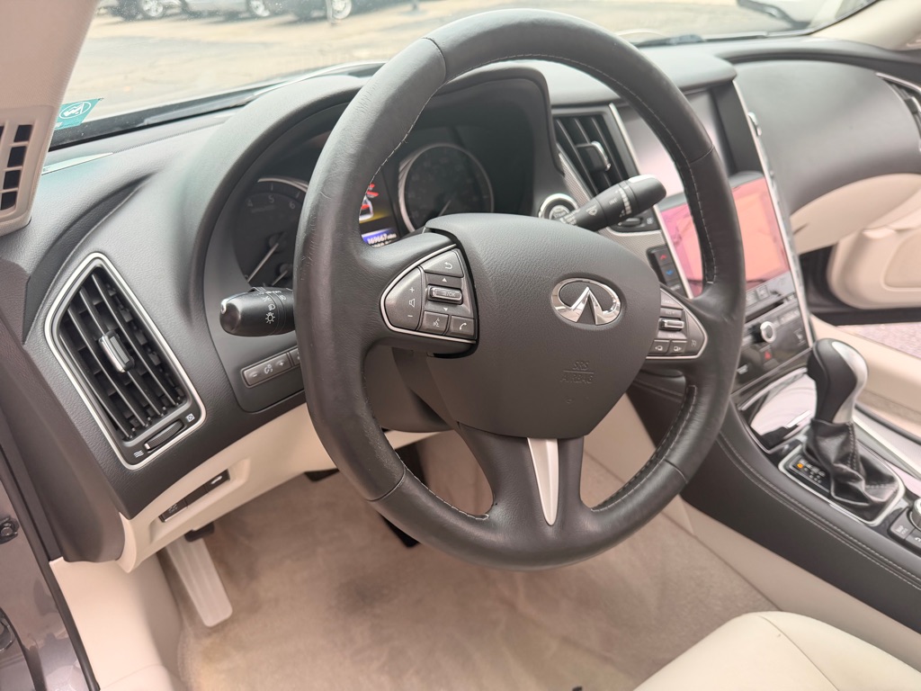 Photo 8 of this INFINITI Q50