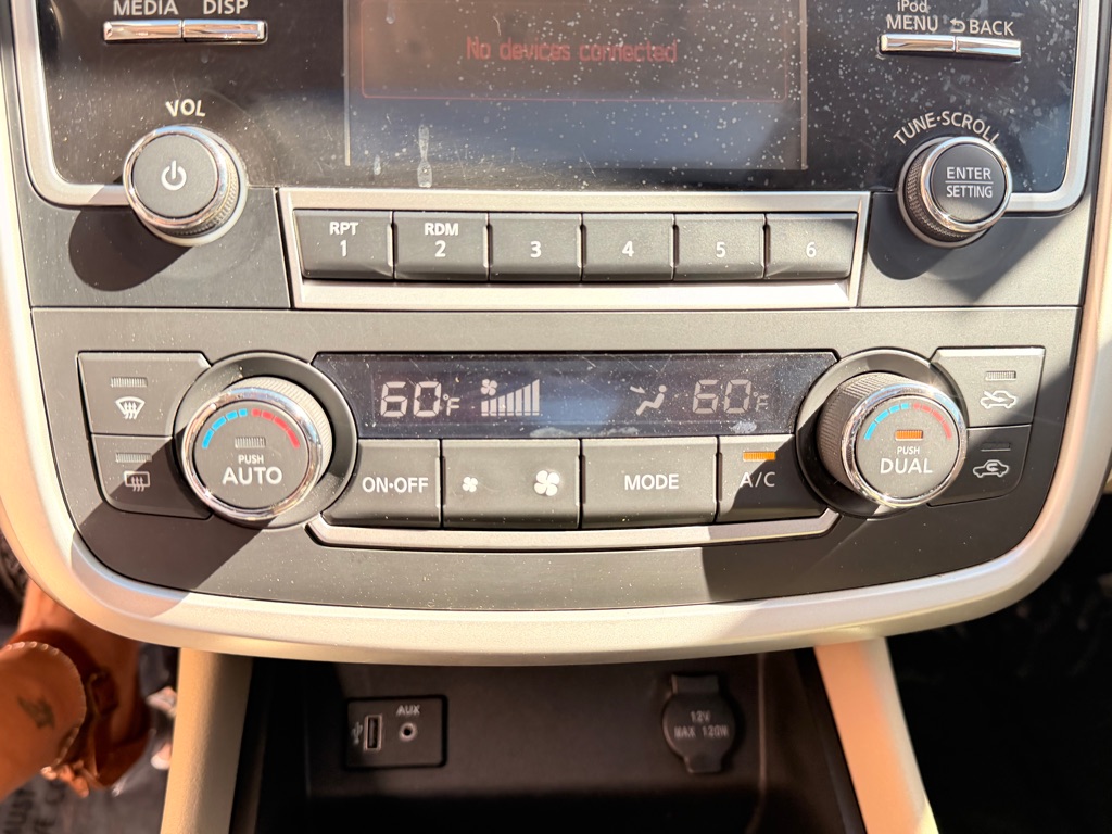 Photo 26 of this NISSAN ALTIMA