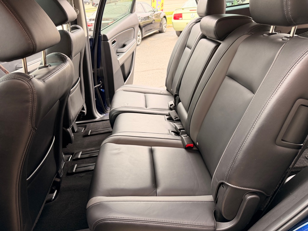 Photo 13 of this MAZDA CX-9
