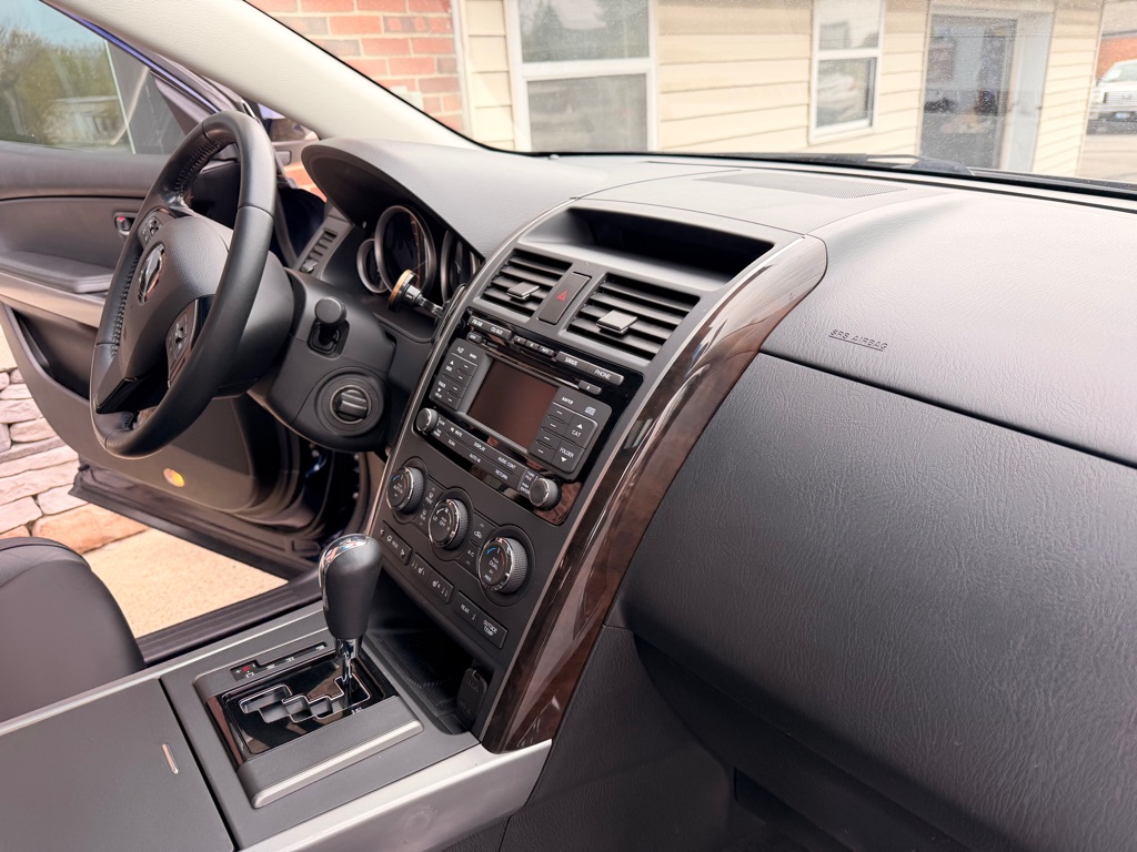 Photo 20 of this MAZDA CX-9