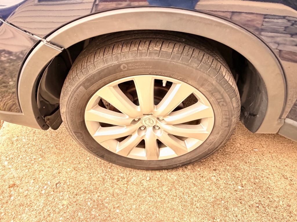 Photo 32 of this MAZDA CX-9