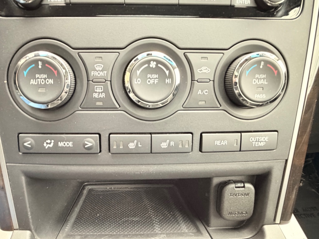 Photo 30 of this MAZDA CX-9