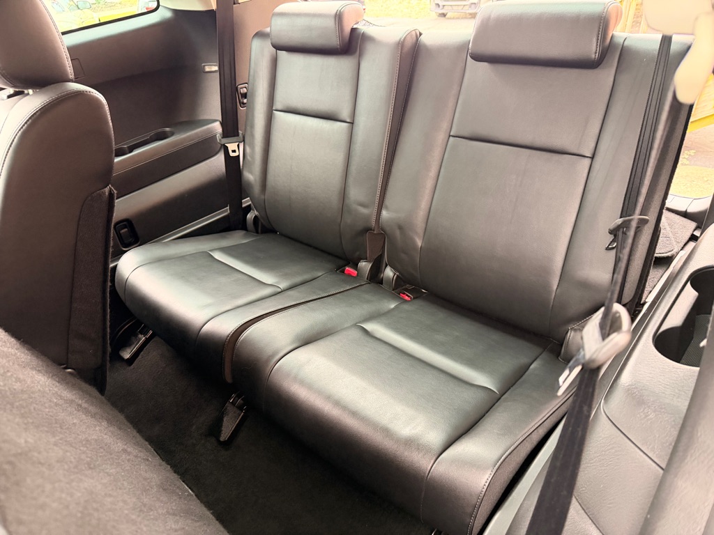 Photo 14 of this MAZDA CX-9