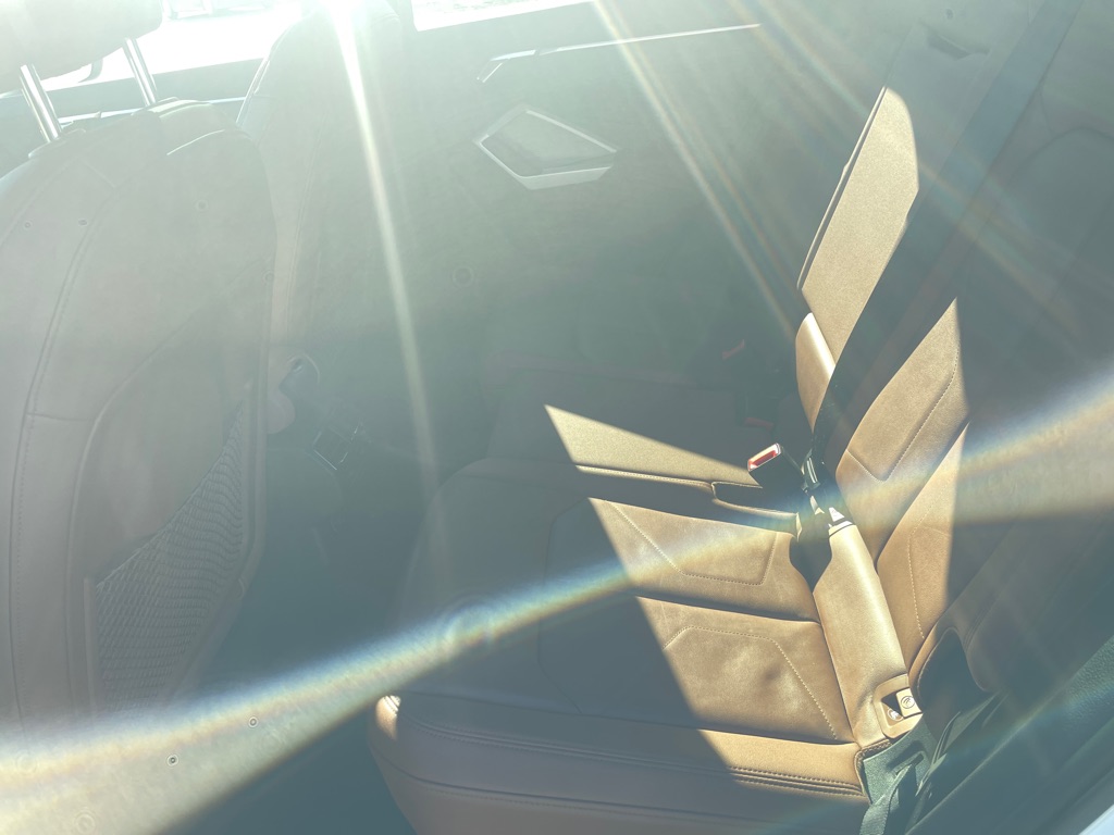 Photo 8 of this AUDI Q3