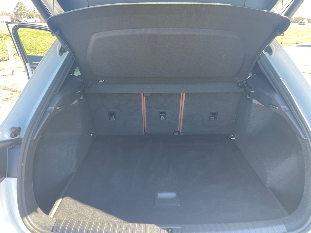 Photo 21 of this AUDI Q3