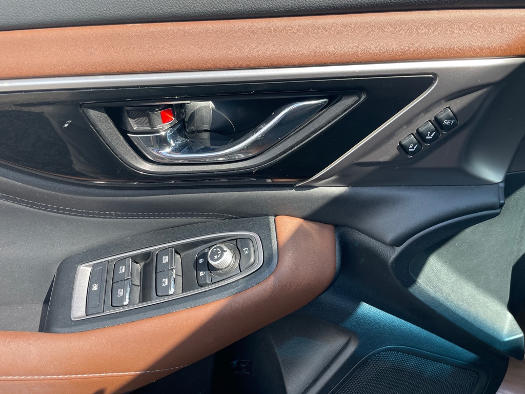 Photo 18 of this SUBARU OUTBACK