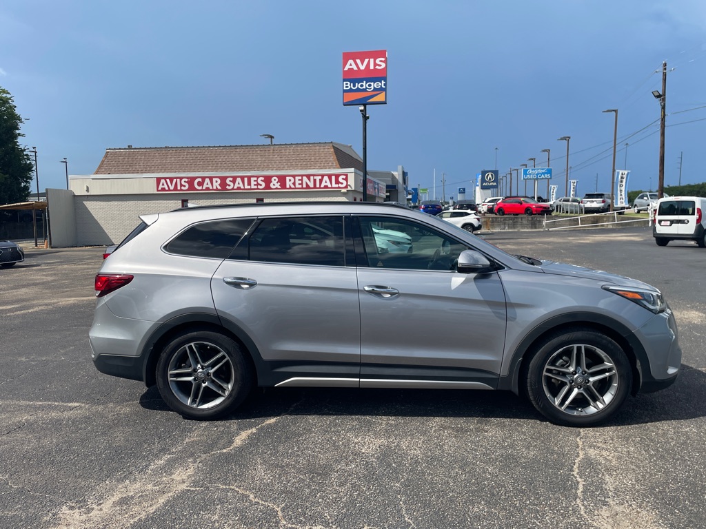 Photo 14 of this HYUNDAI SANTA FE XL