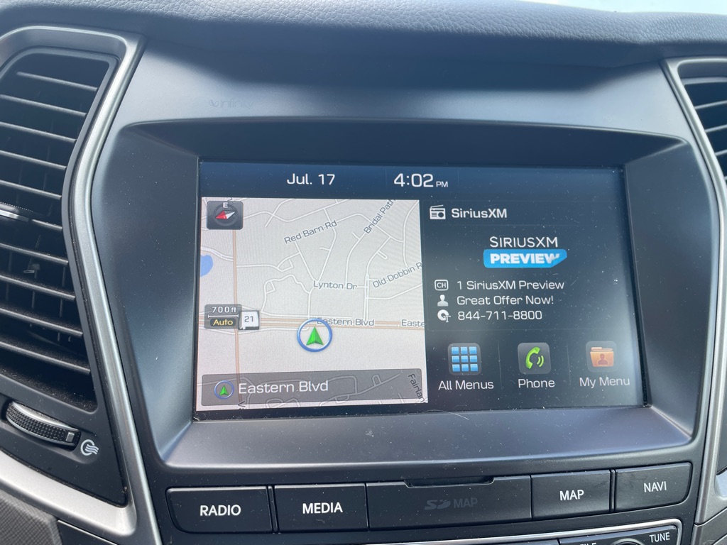 Photo 7 of this HYUNDAI SANTA FE XL