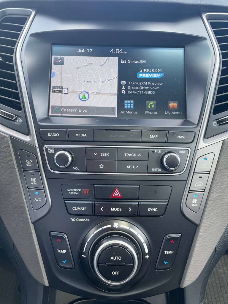 Photo 23 of this HYUNDAI SANTA FE XL