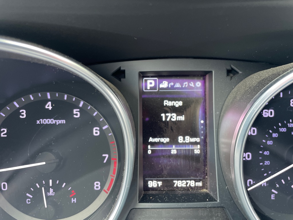 Photo 5 of this HYUNDAI SANTA FE XL