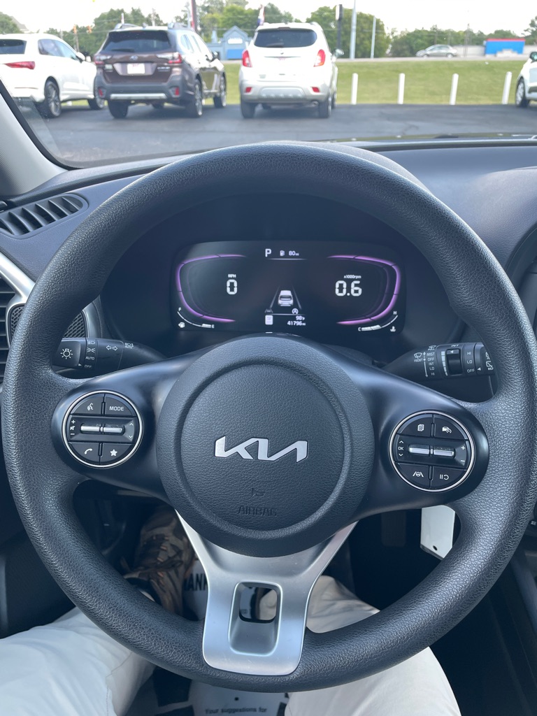 Photo 16 of this KIA SOUL