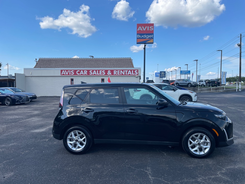 Photo 11 of this KIA SOUL