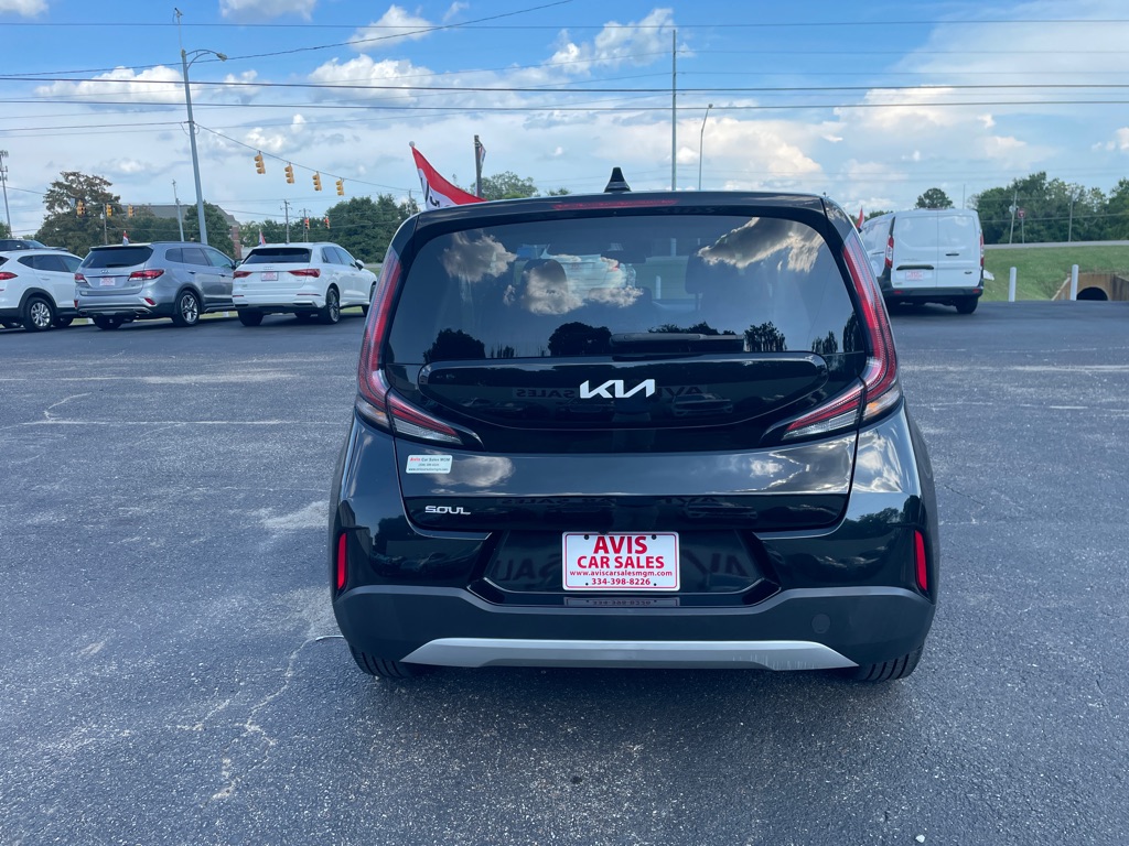 Photo 8 of this KIA SOUL