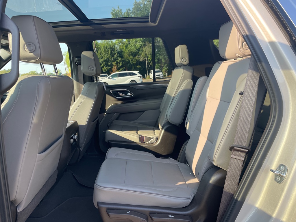 Photo 7 of this GMC YUKON