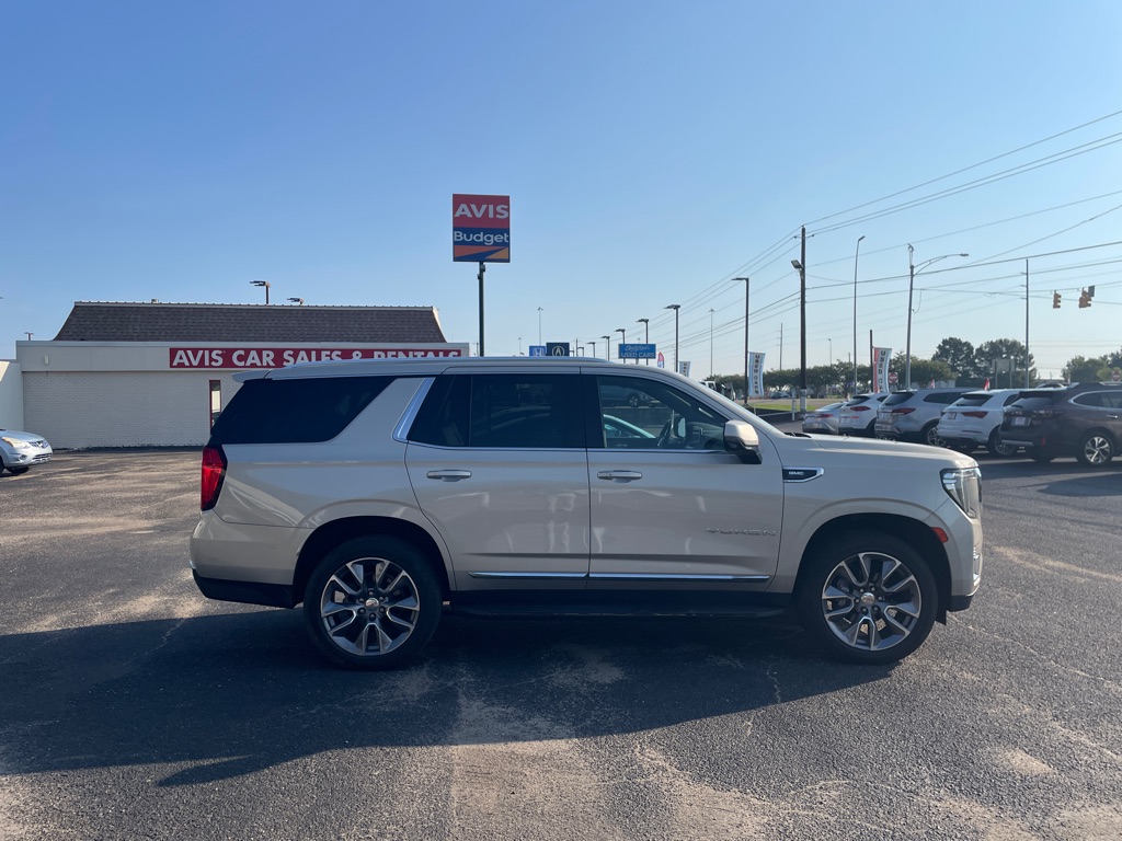 Photo 12 of this GMC YUKON