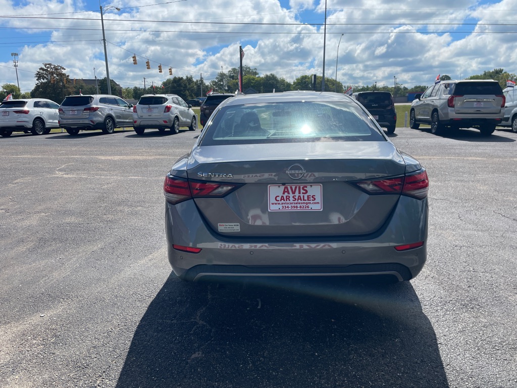 Photo 8 of this NISSAN SENTRA