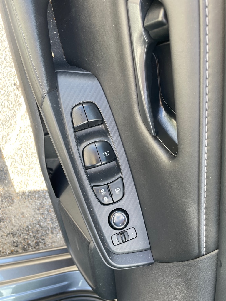 Photo 15 of this NISSAN SENTRA
