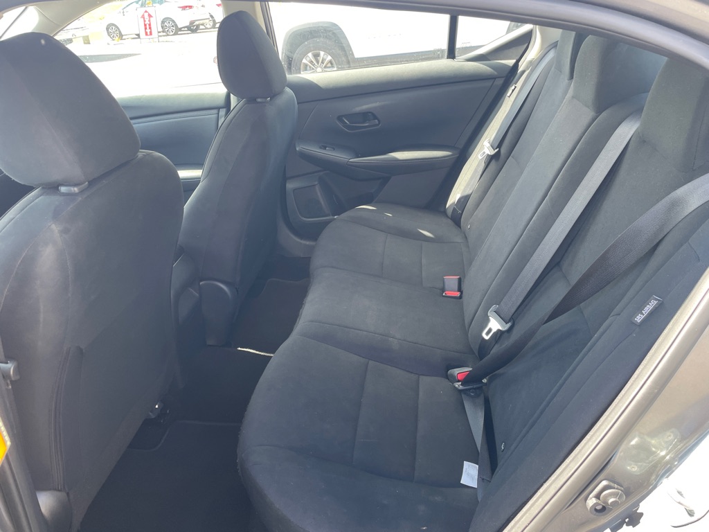 Photo 6 of this NISSAN SENTRA
