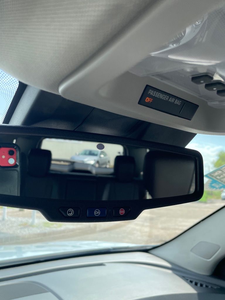 Photo 20 of this CHEVROLET EQUINOX