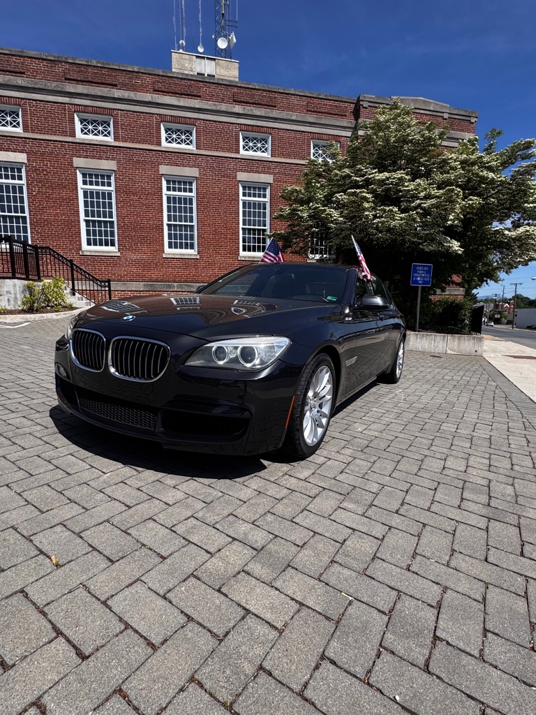 2014 BMW Alpina 750Li xDrive's photo