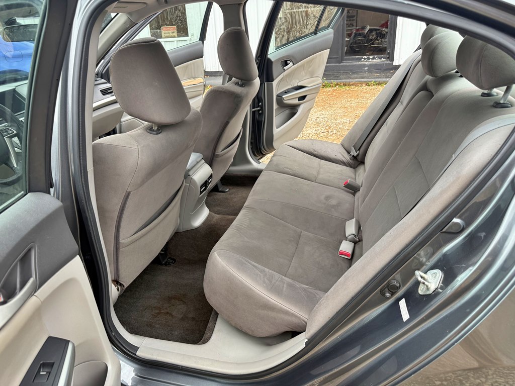 Photo 14 of this HONDA ACCORD