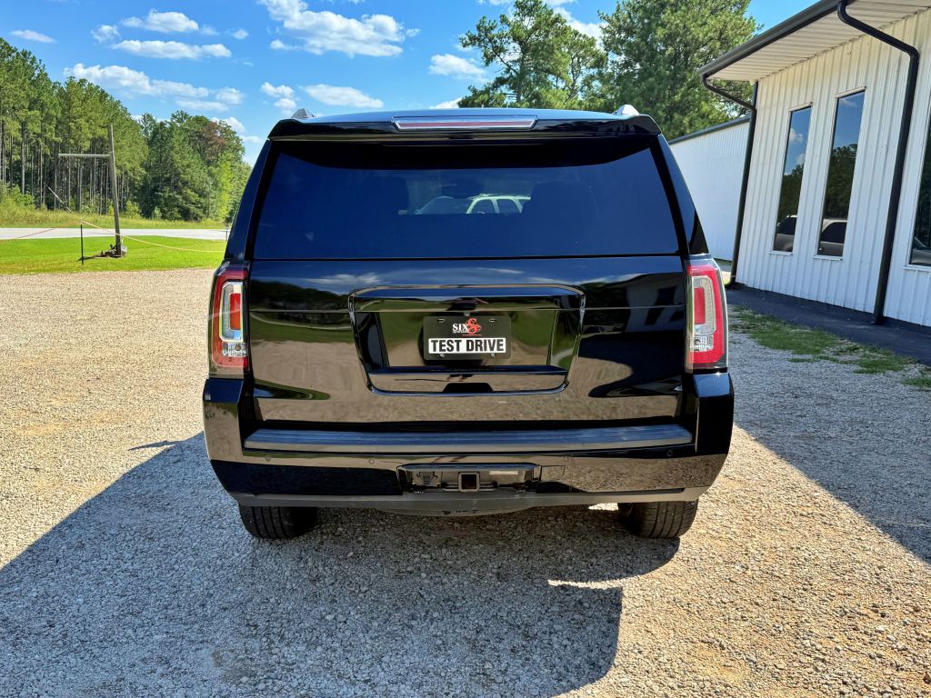 Photo 6 of this GMC YUKON