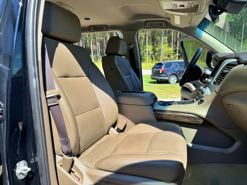 Photo 10 of this GMC YUKON