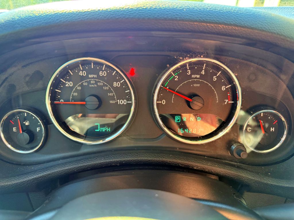 Photo 15 of this JEEP WRANGLER UNLIMI